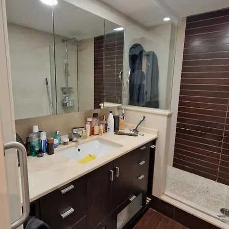 Centro Campus Universidad, Bien Comunicado Zaragoza